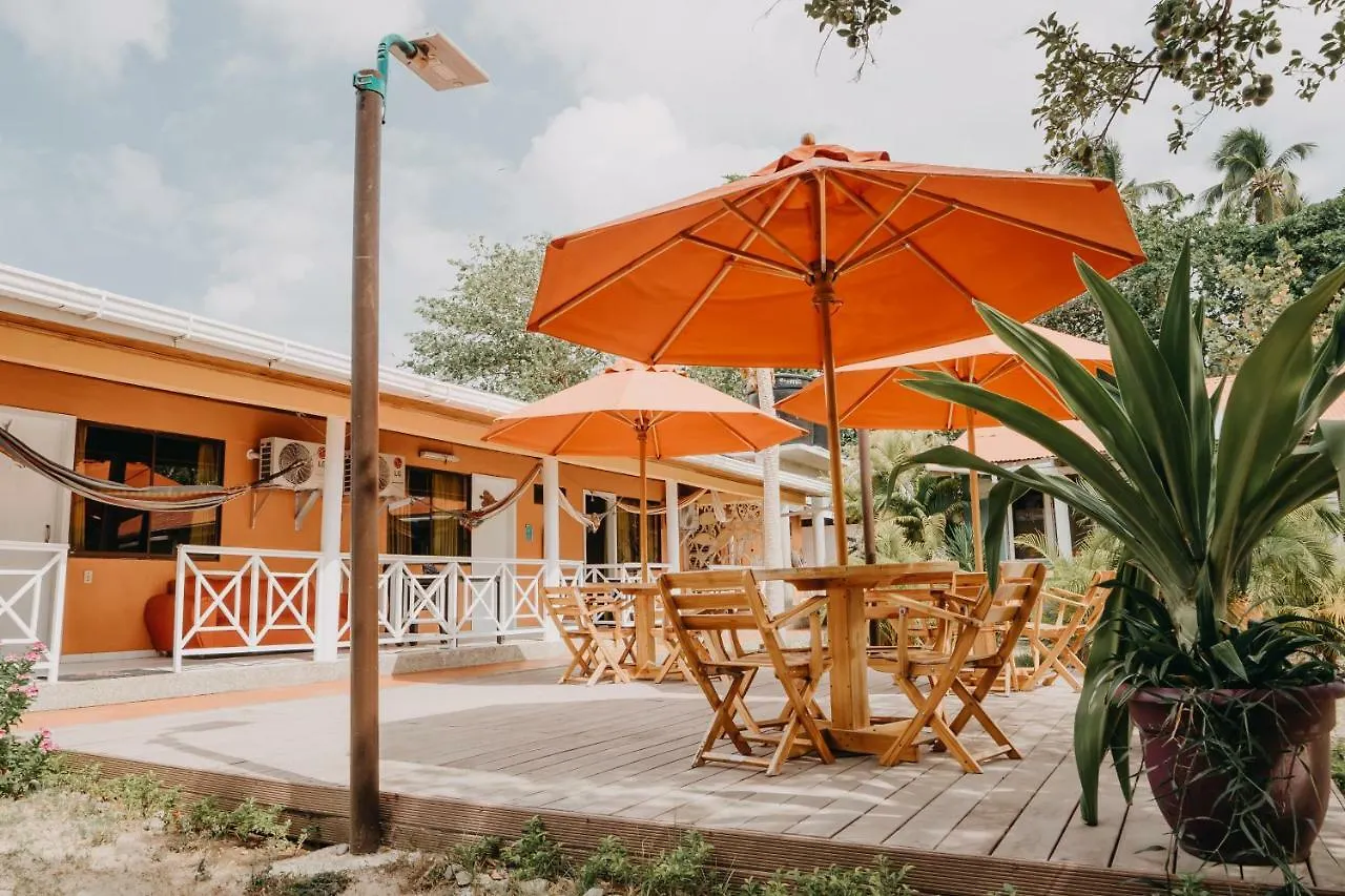 Cabanas Miss Mary Hotel Providencia Island